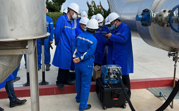 PF-300便攜式甲烷、總烴和非甲烷總烴分析儀現(xiàn)場測試